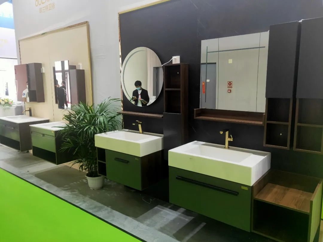 高定風(fēng)口下，巖板是否會成為瓷磚行業(yè)進(jìn)軍定制家居產(chǎn)業(yè)的“殺手锏”？(圖10)